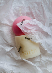 Taith Lulu Candle Rose/Cream - Lifestyle