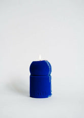 Taith Velvet Lulu Candle Blue - Lifestyle