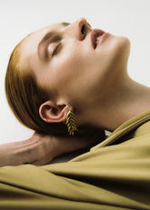 Bevza Spikelet Short Earrings Gold - Women