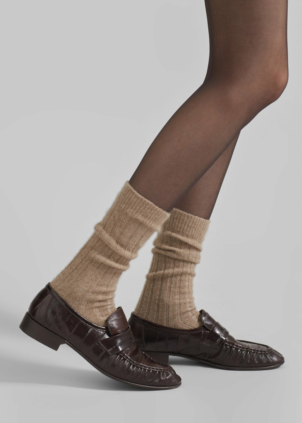 Kano Cashmere Ribbed Socks Taupe - Women