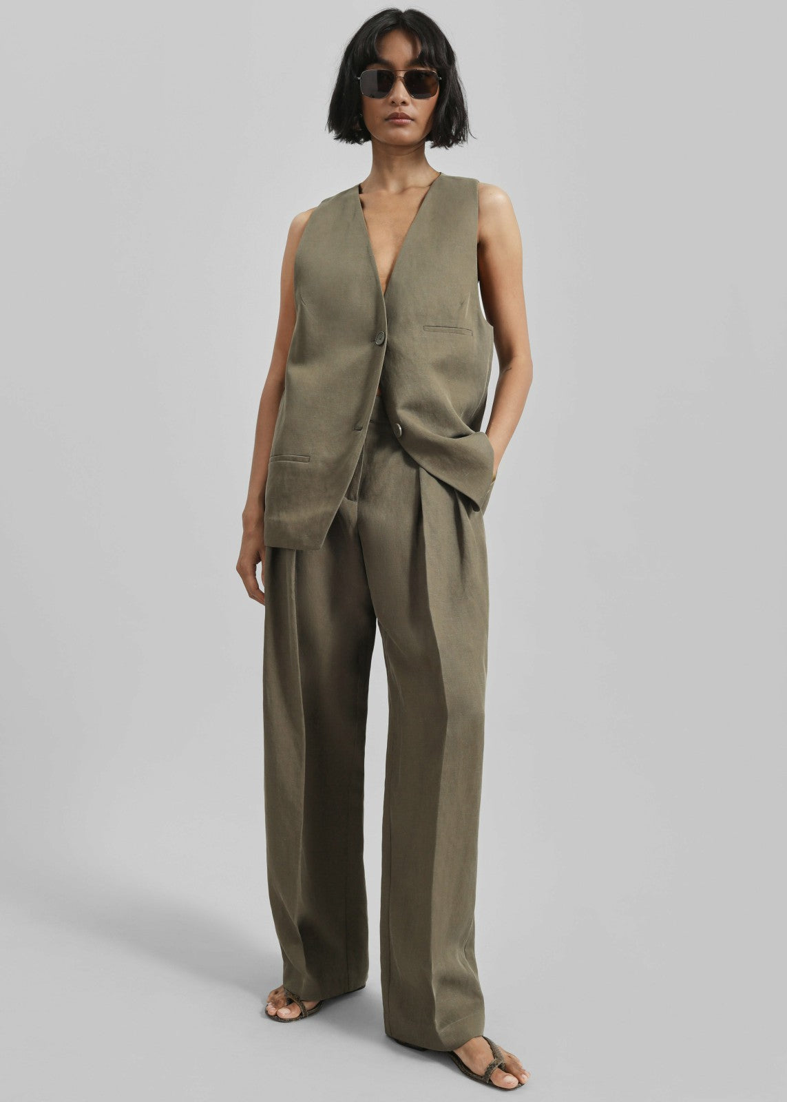 Daytona Pleated Linen Trousers Khaki - Women