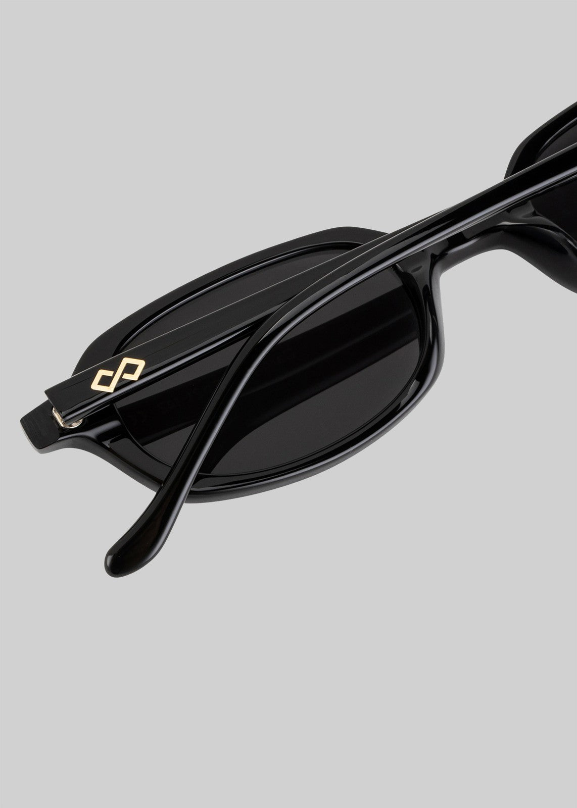 Karen Wazen Carolyn Sunglasses Black - Women
