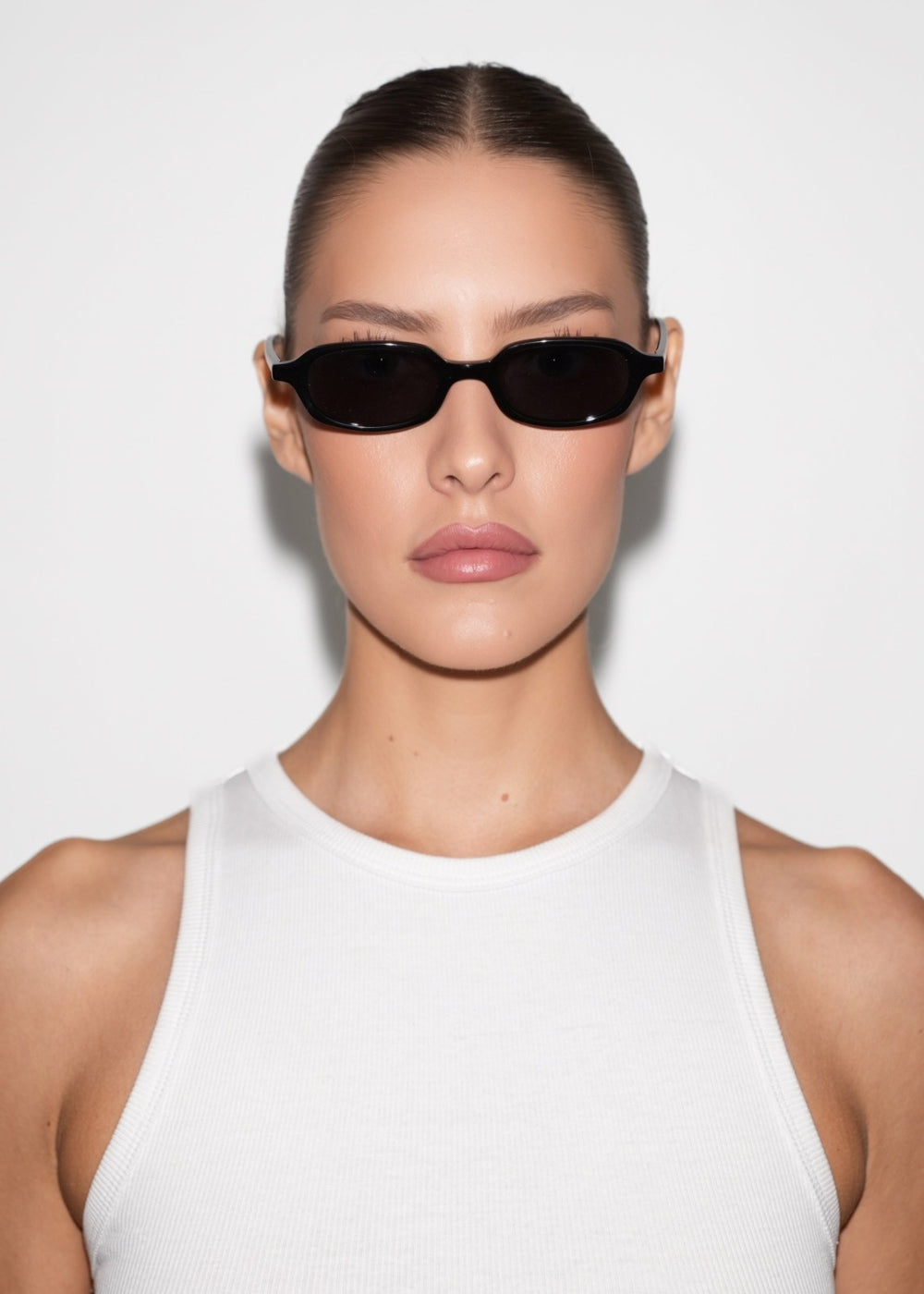 Karen Wazen Carolyn Sunglasses Black - Women