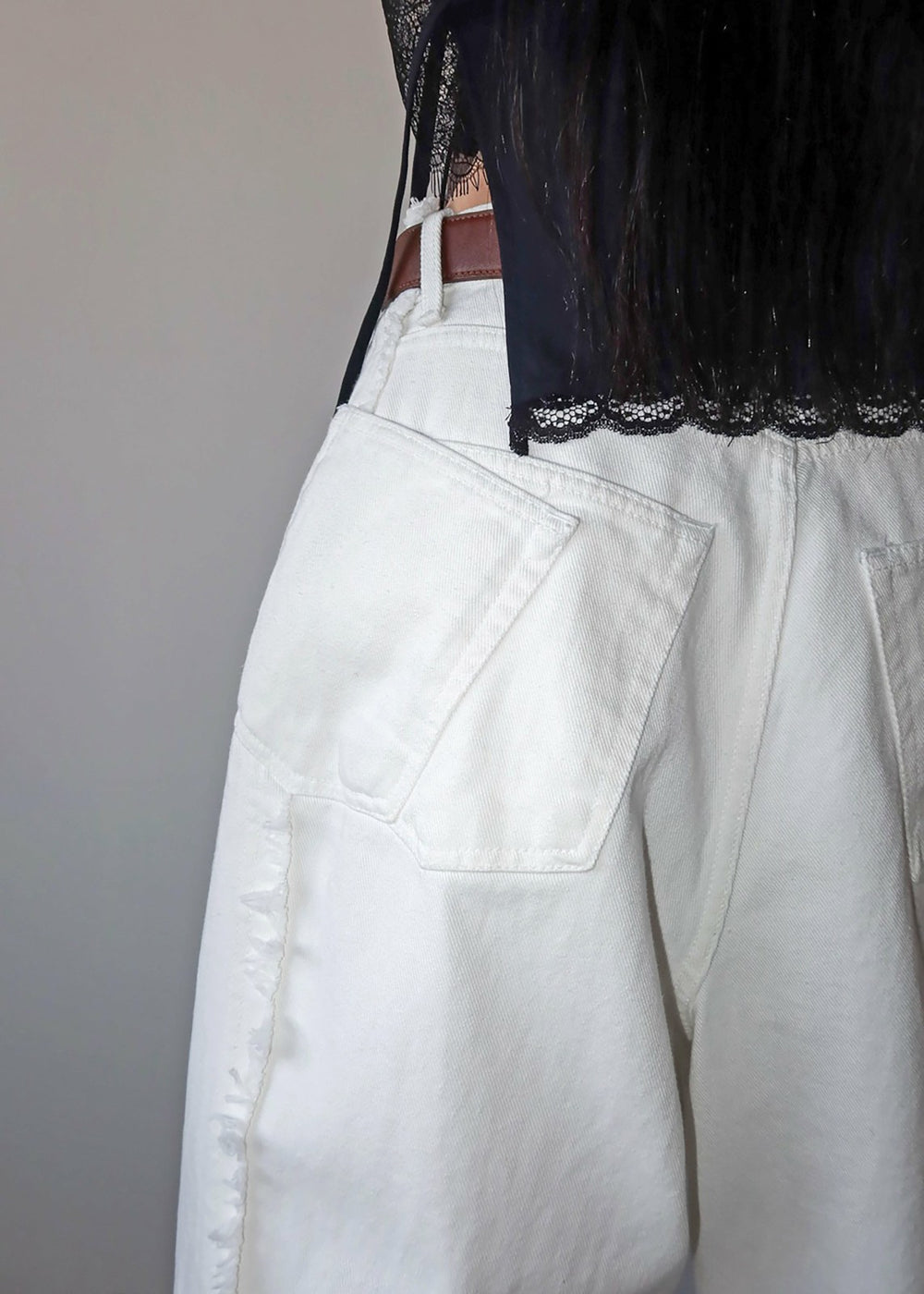 Halgar Frayed Seam Barrel-Leg Jeans White - Women