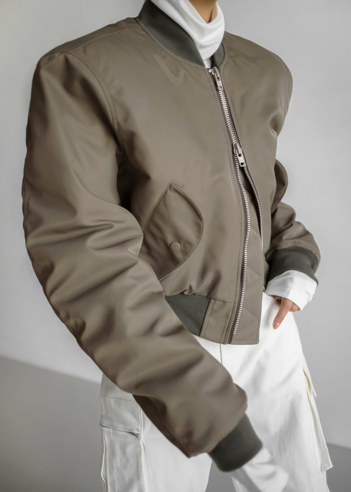 Mati Cropped Padded Bomber Olive - Women